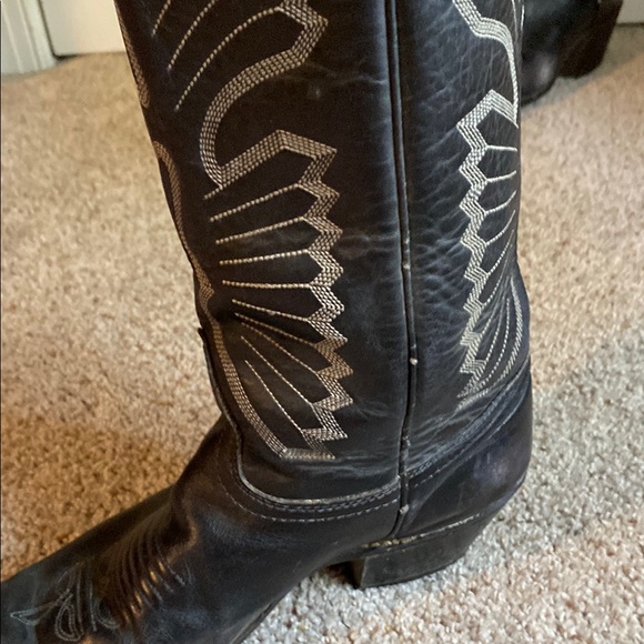 Black Western Cowboy Boots - Picture 5 of 10